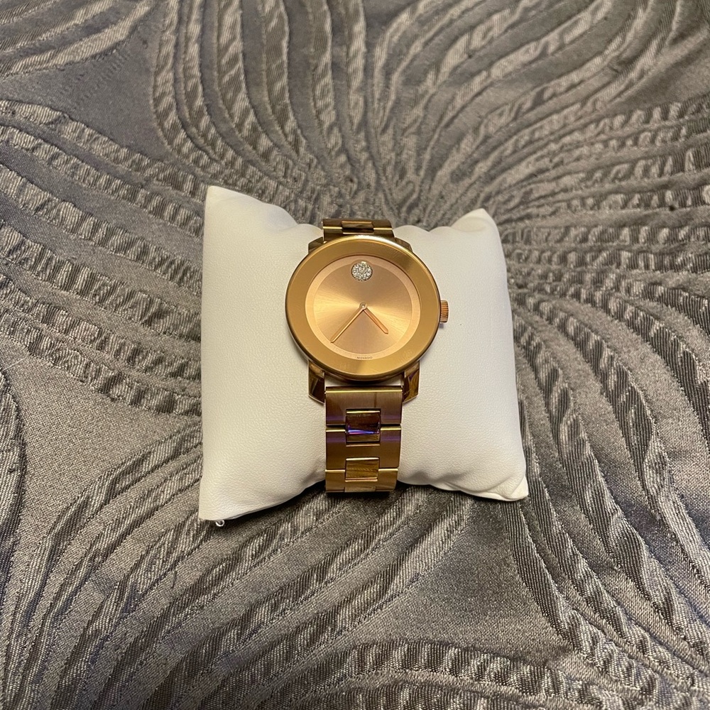 Rose Gold Movado Bold watch - Picture 2 of 6